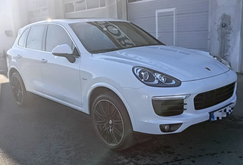 Porsche Cayenne, снимка 2 - Автомобили и джипове - 52627302