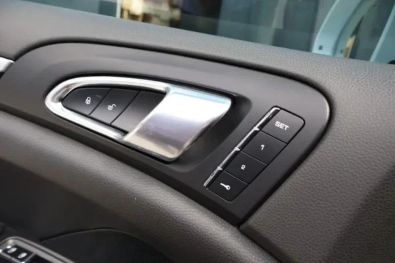 Porsche Cayenne, снимка 9 - Автомобили и джипове - 52627302