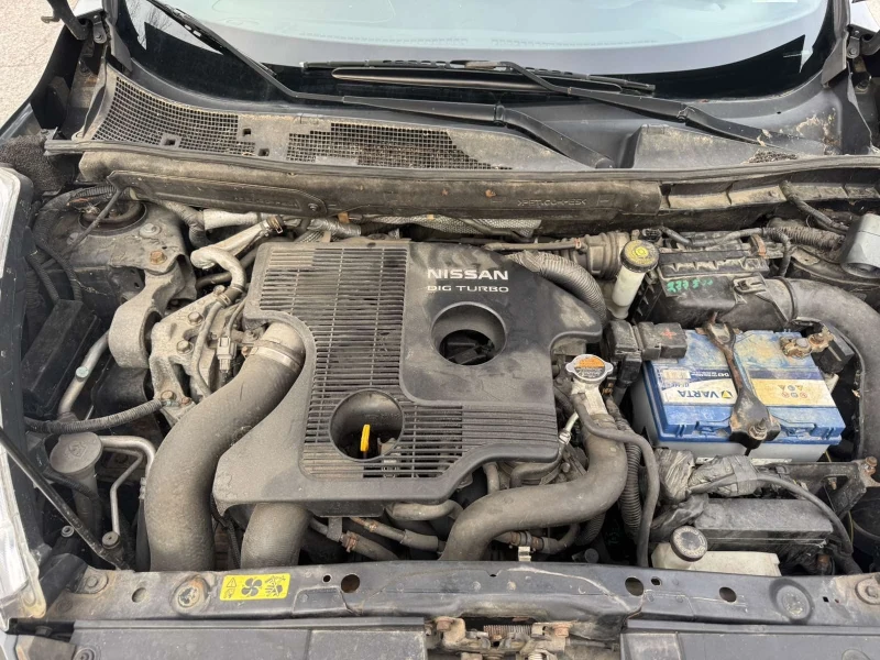 Nissan Juke 1.6 DIG TURBO, снимка 14 - Автомобили и джипове - 52655313