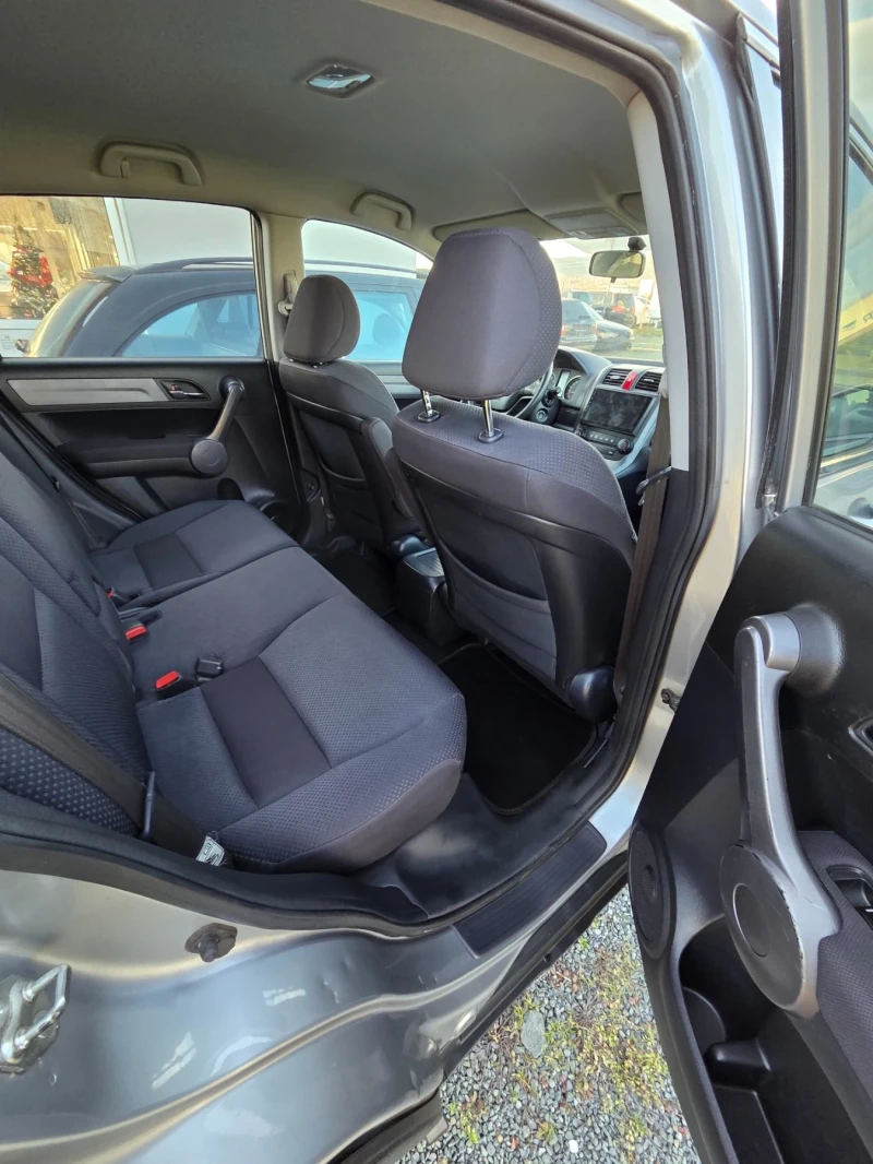 Honda Cr-v 2.0 150 бензин  навигация , снимка 15 - Автомобили и джипове - 52940009
