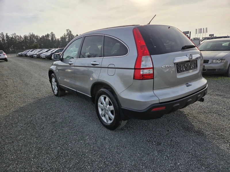Honda Cr-v 2.0 150 бензин  навигация , снимка 7 - Автомобили и джипове - 52940009