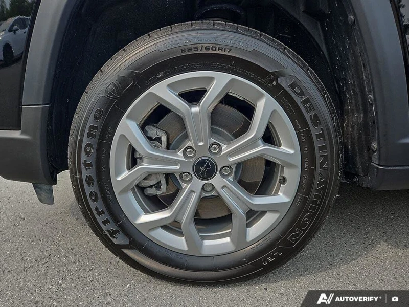 Jeep Compass North AWD* АвтоКредит* (ЦЕНА ДО БЪЛГАРИЯ), снимка 6 - Автомобили и джипове - 53328359