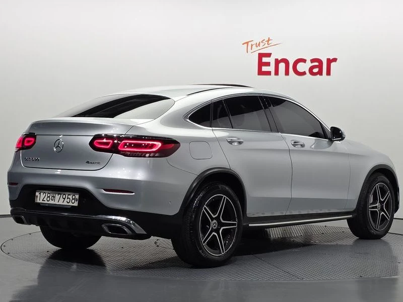 Mercedes-Benz GLC GCL300 4MATIC Coupe| 258к.с.| ВКЛ.ТЕХНОТЕСТ, снимка 2 - Автомобили и джипове - 55663619