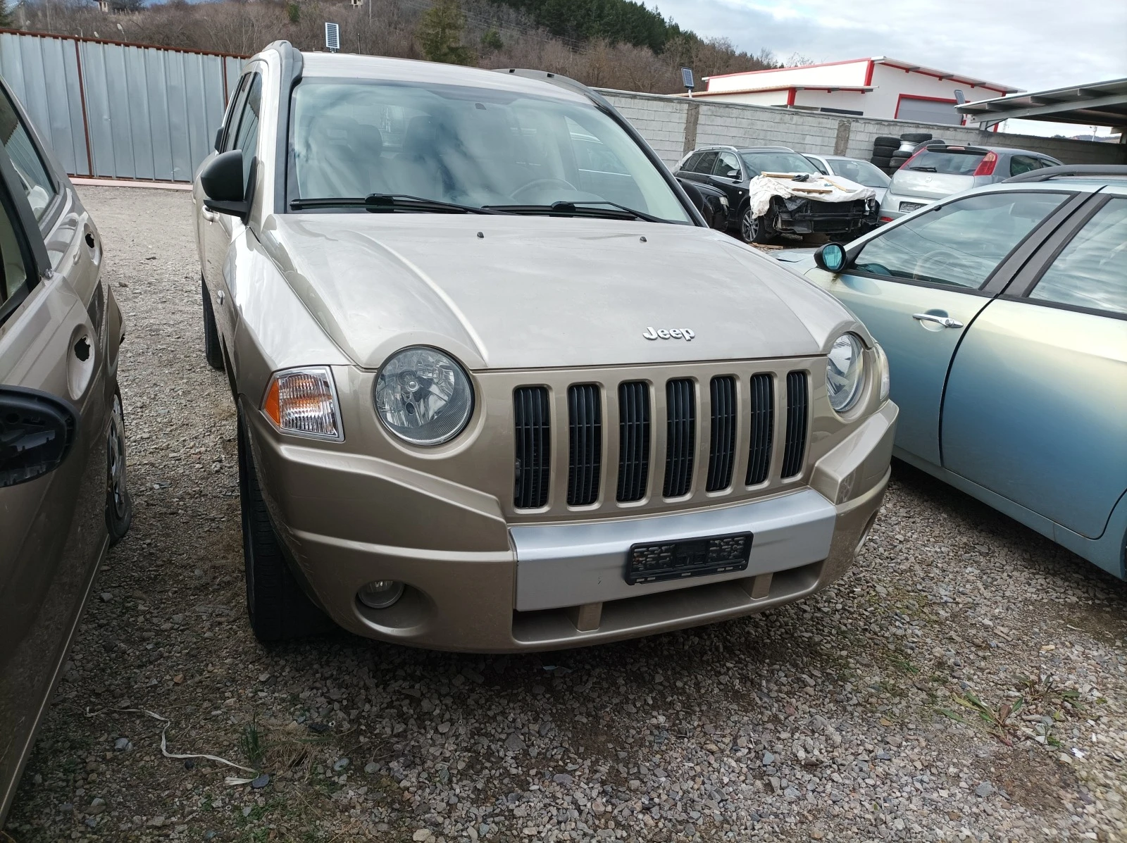Jeep Compass 2.4 BENZIN 4X4/ НА ЧАСТИ , снимка 1