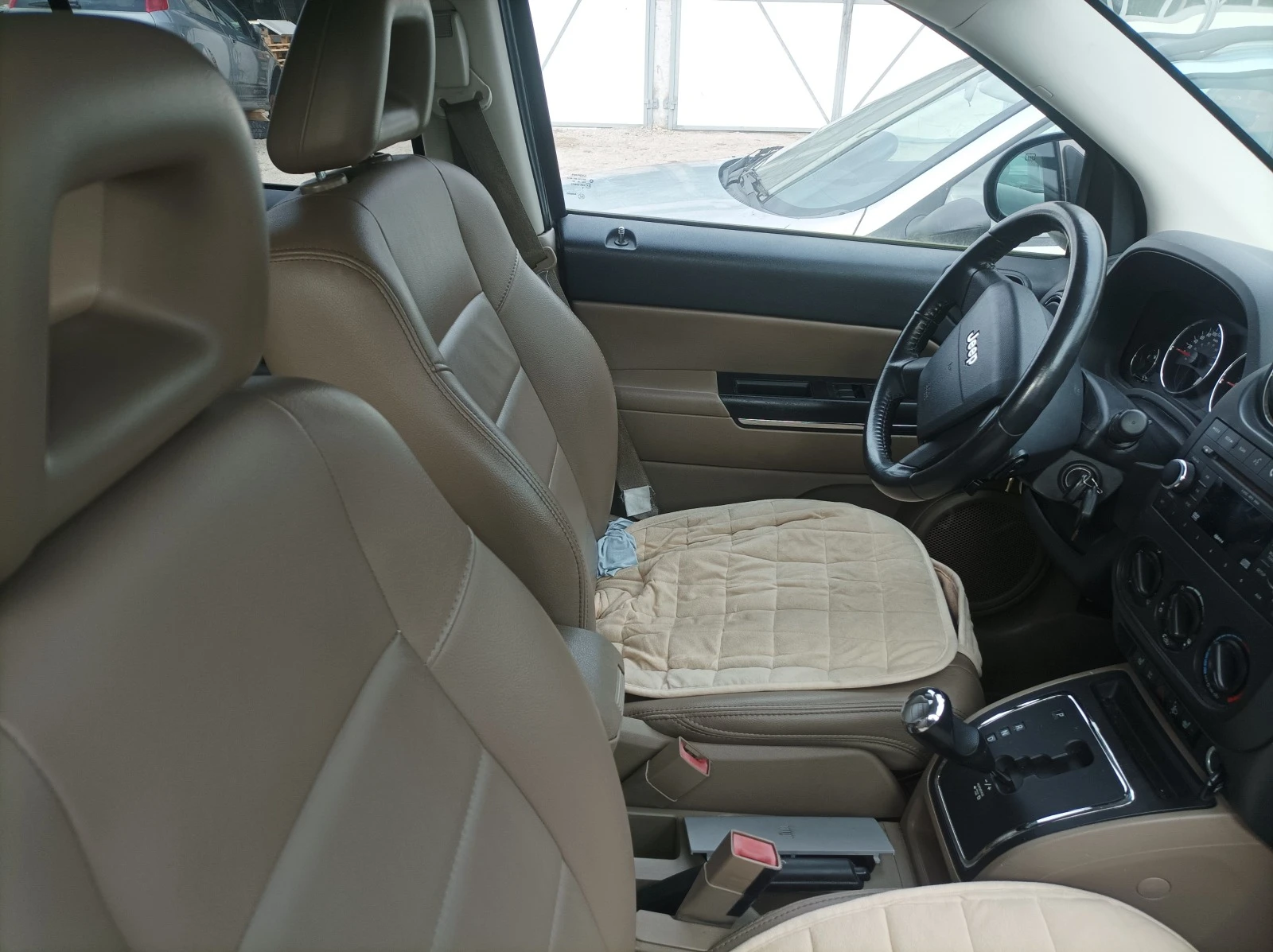 Jeep Compass 2.4 BENZIN 4X4/ НА ЧАСТИ  - изображение 7