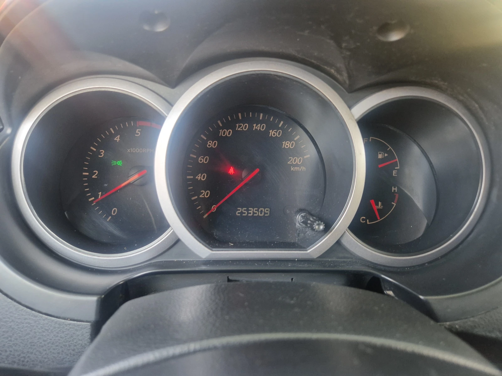 Suzuki Grand vitara 1.9 дизел клима бързи/бавни - изображение 10