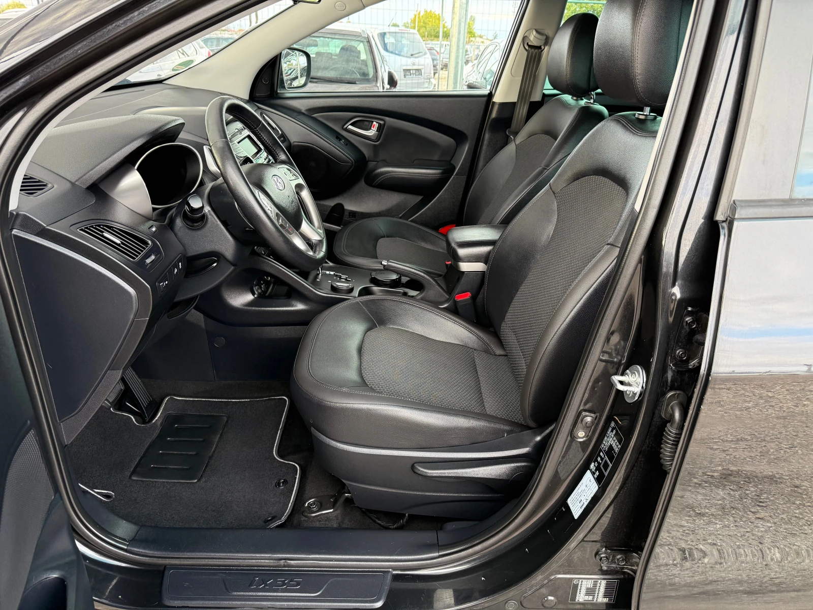 Hyundai IX35 2.0 i - изображение 7