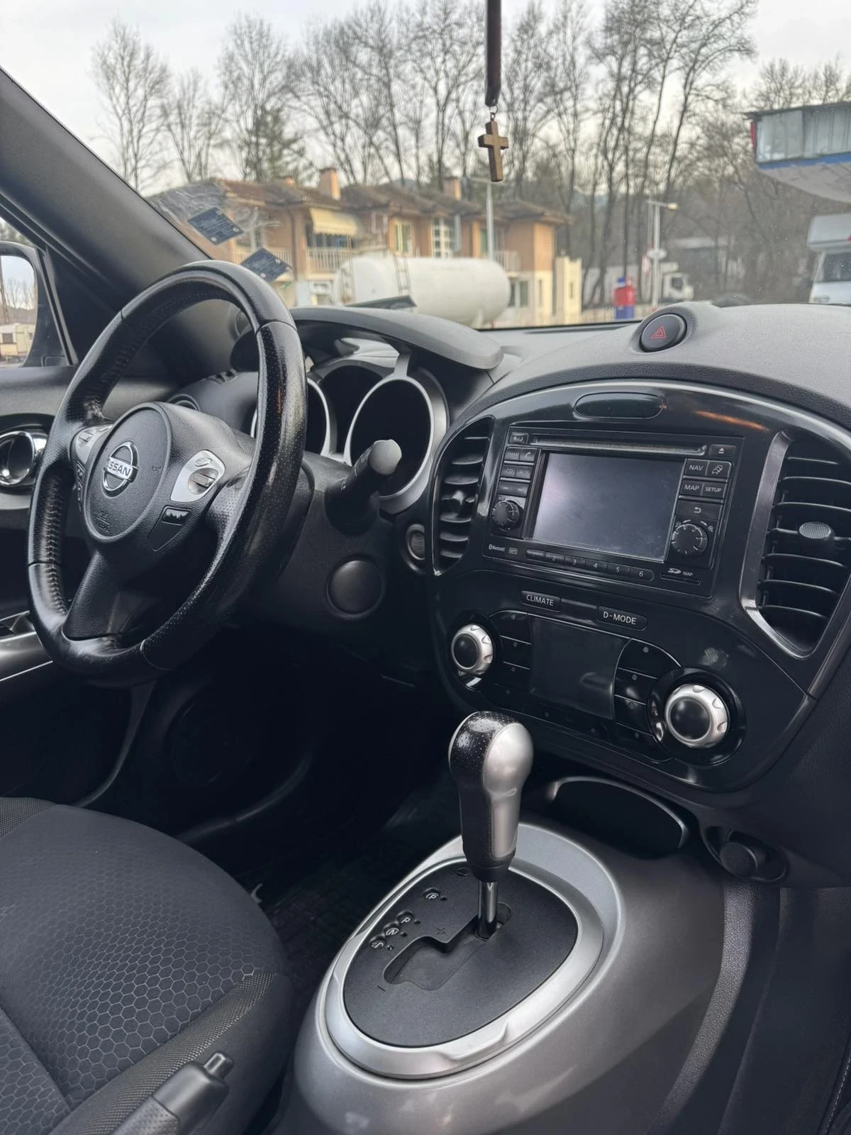 Nissan Juke 1.6 DIG TURBO - изображение 8