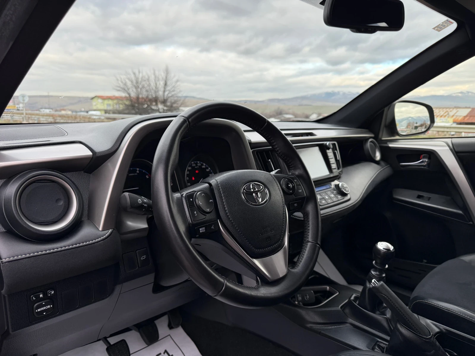 Toyota Rav4 2.0-d4d-EXLUSIVE-TOP-КАМЕРА-360-ПОДГРЕВ-КОЖА-КСЕНО - изображение 7