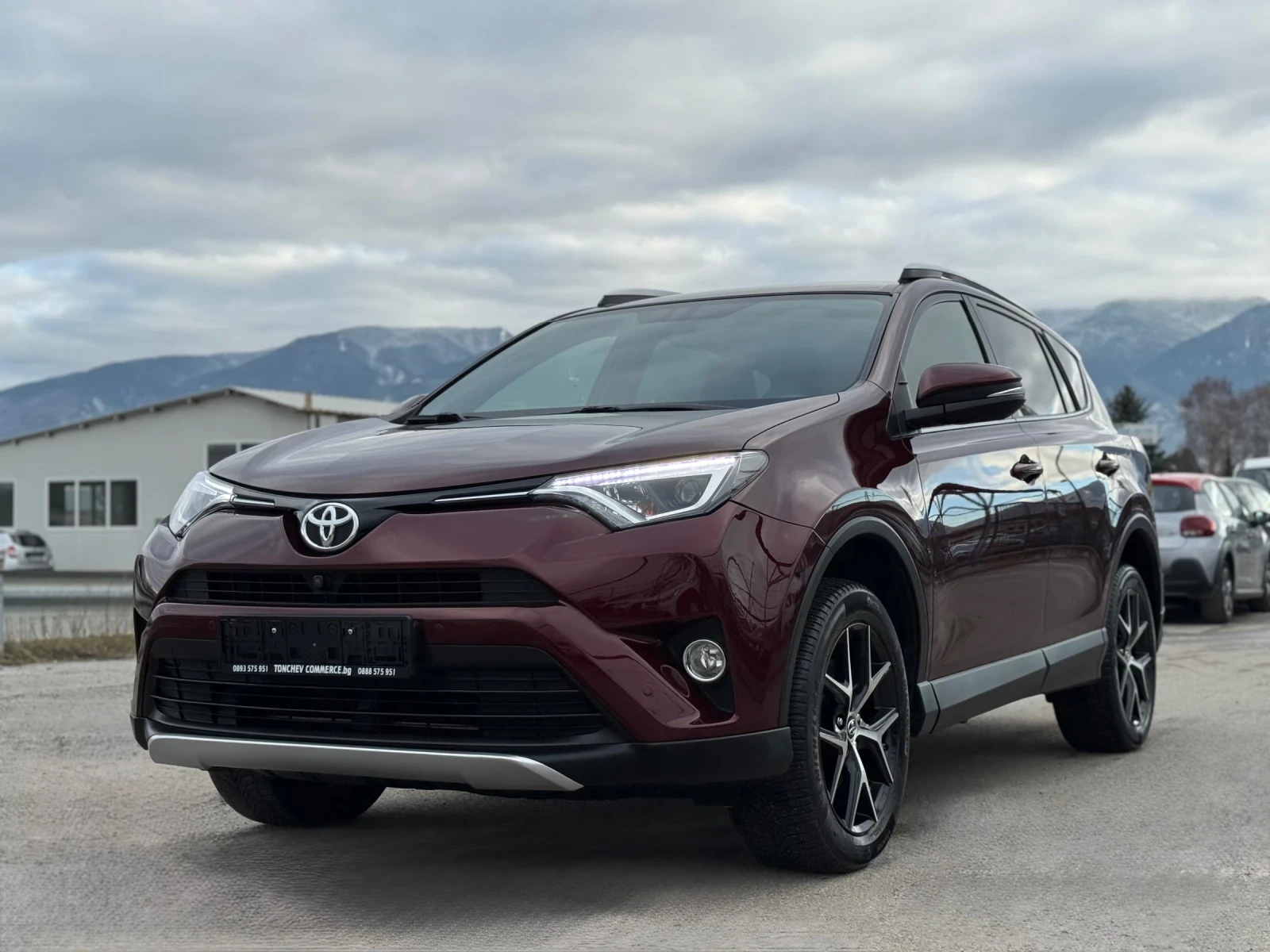 Toyota Rav4 2.0-d4d-EXLUSIVE-TOP-КАМЕРА-360-ПОДГРЕВ-КОЖА-КСЕНО - изображение 3