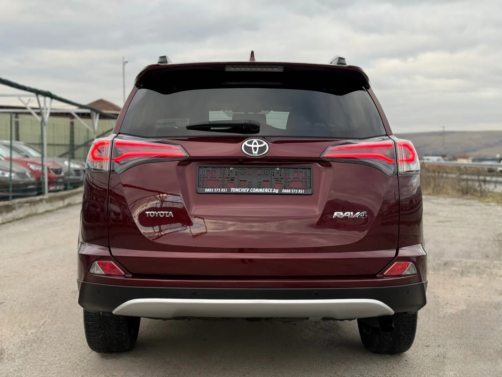 Toyota Rav4 2.0-d4d-EXLUSIVE-TOP-КАМЕРА-360-ПОДГРЕВ-КОЖА-КСЕНО - изображение 5
