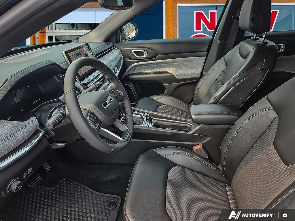 Jeep Compass North AWD* АвтоКредит* (ЦЕНА ДО БЪЛГАРИЯ) - изображение 8