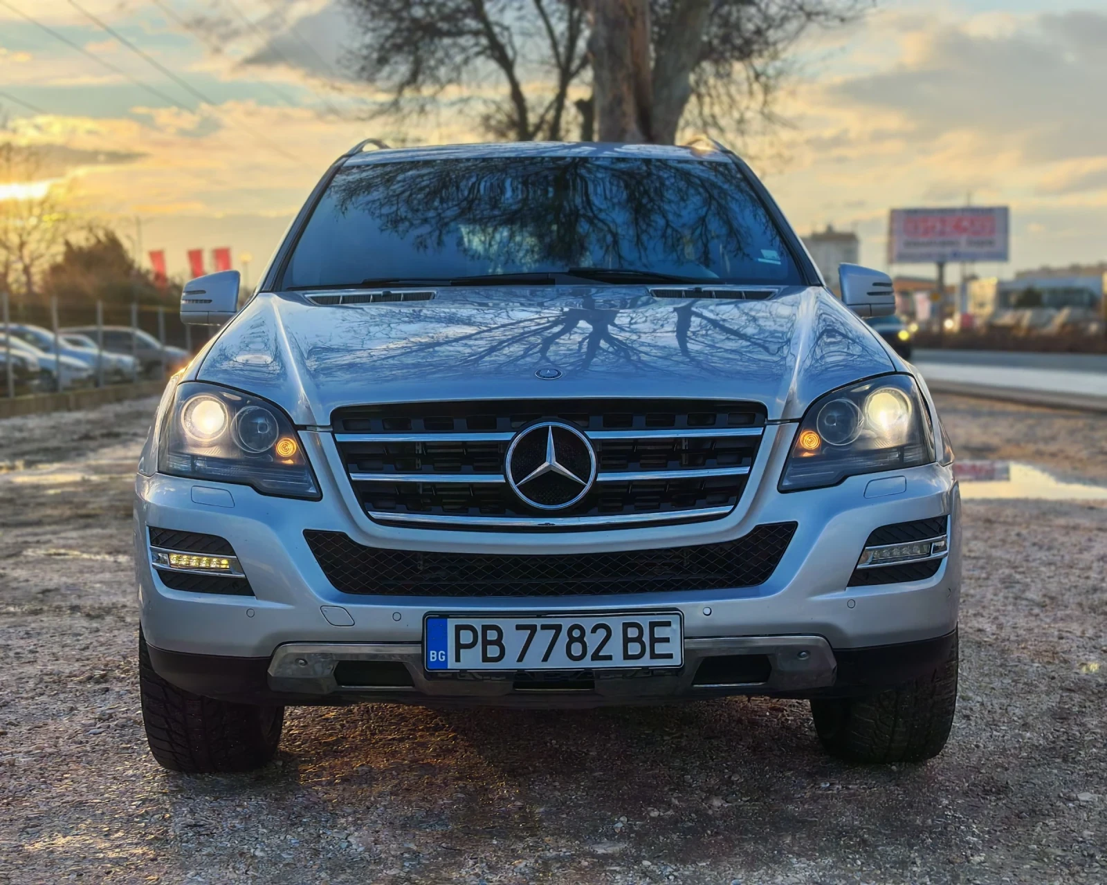 Mercedes-Benz ML 350 3.5 231 К.С. 4MATIC! КОЖА! АВТОМАТ! РЕГИСТРАЦИЯ!  - изображение 2
