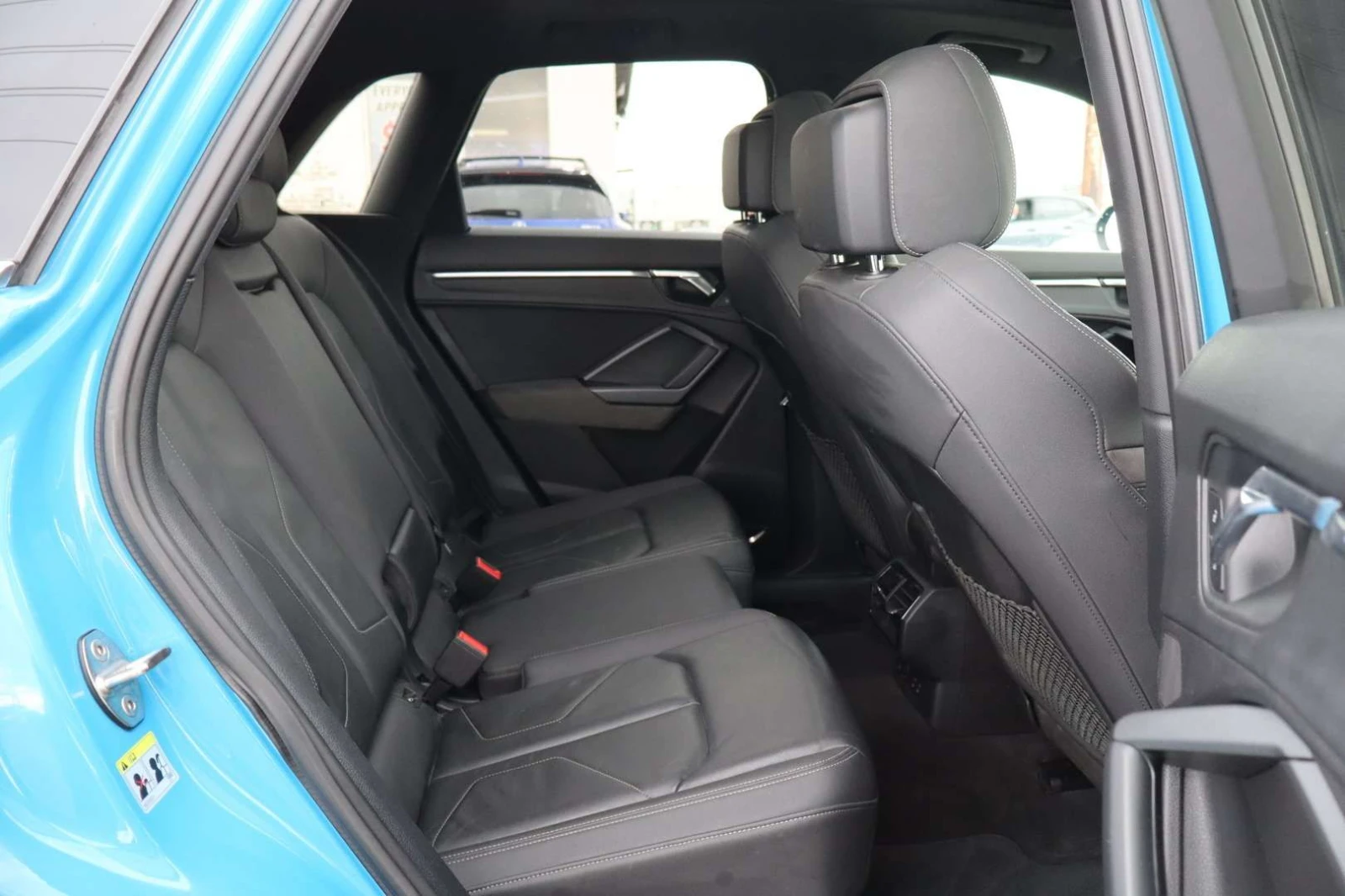 Audi Q3 S Line quattro Prestige  CARFAX, снимка 13 - Автомобили и джипове - 54243379