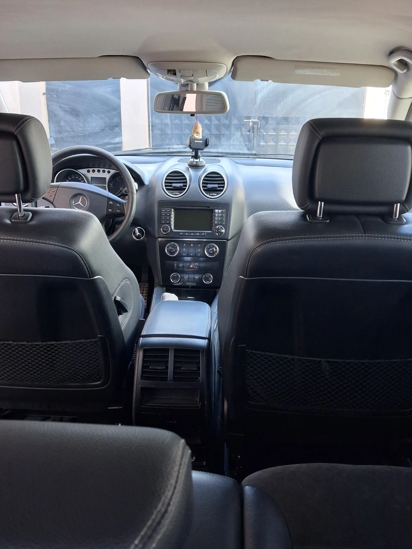 Mercedes-Benz ML 320, снимка 15 - Автомобили и джипове - 54730037