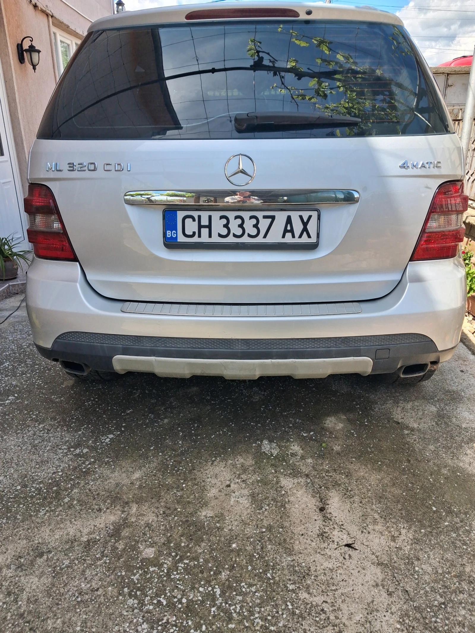 Mercedes-Benz ML 320, снимка 3 - Автомобили и джипове - 54730037