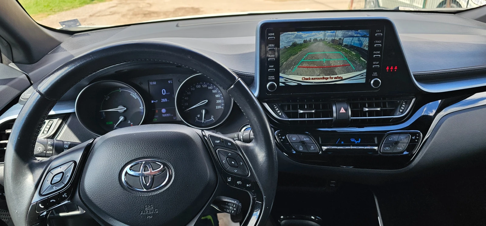 Toyota C-HR 1.8i HYBRID Фейс, снимка 17 - Автомобили и джипове - 55465575