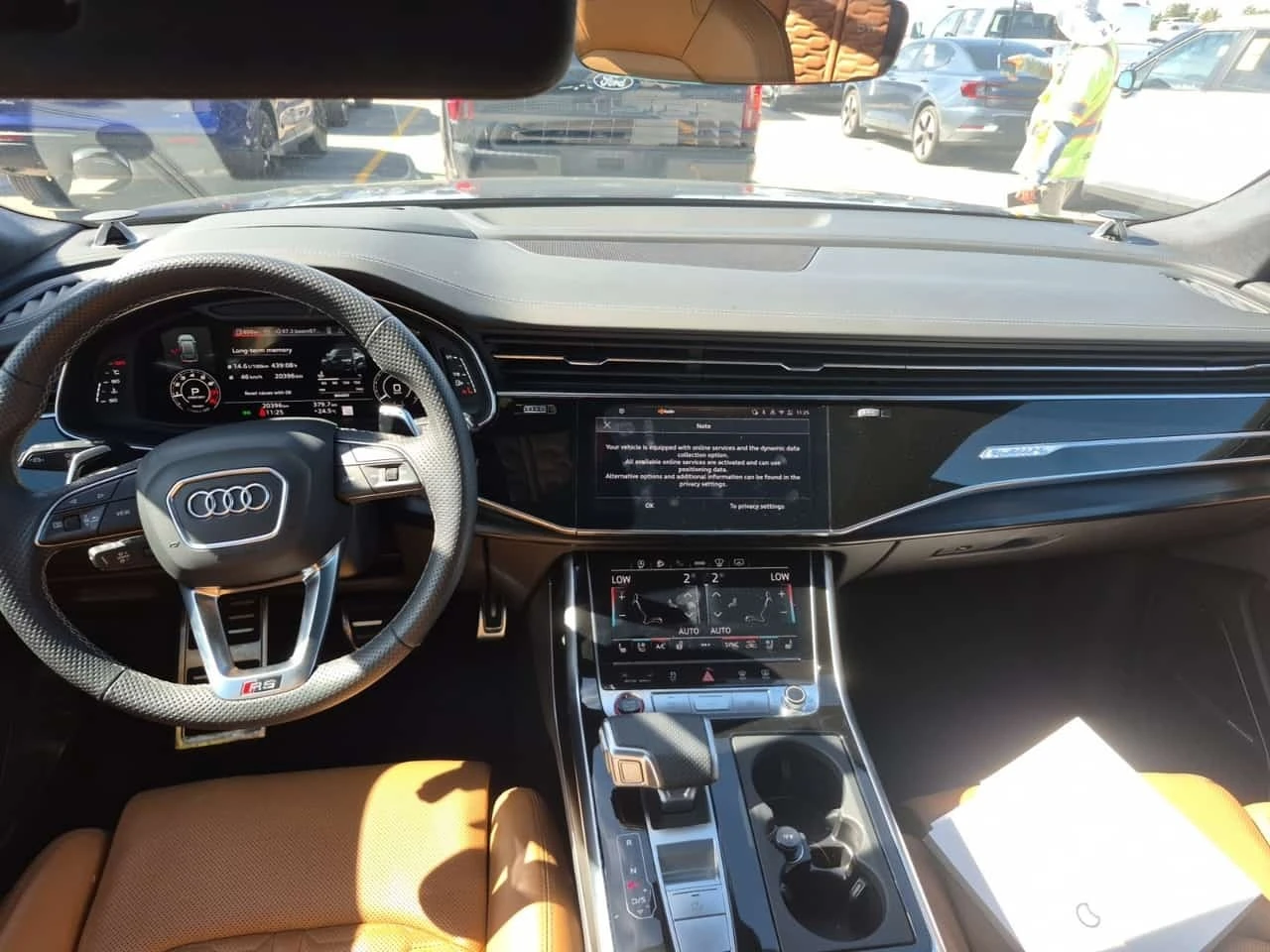 Audi RSQ8 PERFORMANCE| MATRIX| MASSAGE| B&O| ОБДУХ| 2 KЛЮЧА|, снимка 10 - Автомобили и джипове - 56207776