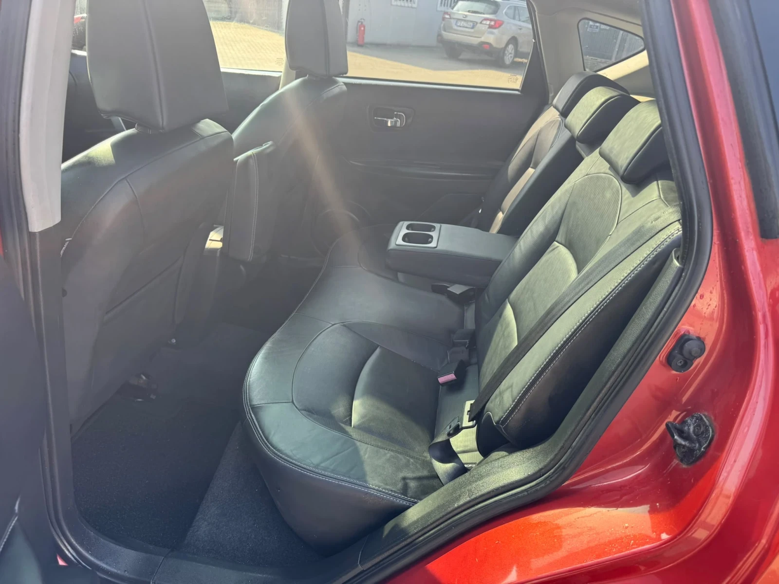 Nissan Qashqai 2.0dci, 4х4 , снимка 6 - Автомобили и джипове - 56561812