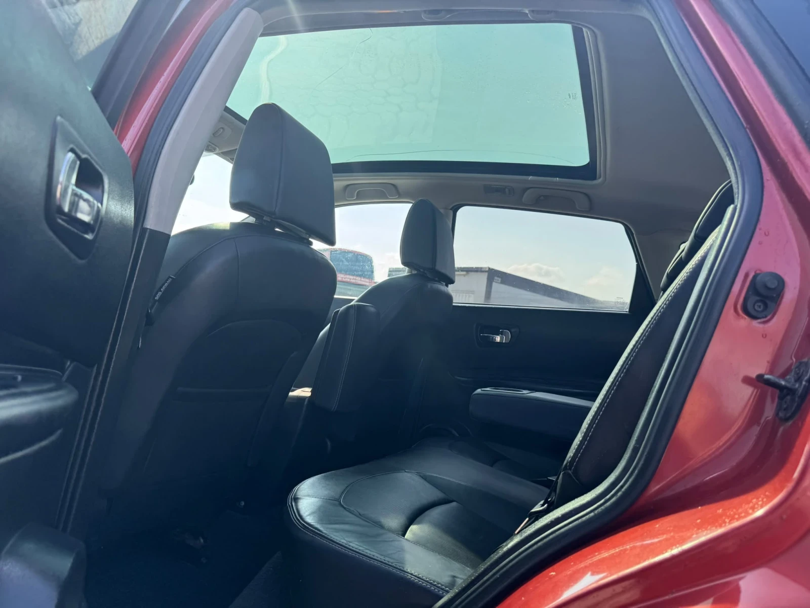 Nissan Qashqai 2.0dci, 4х4 , снимка 5 - Автомобили и джипове - 56561812