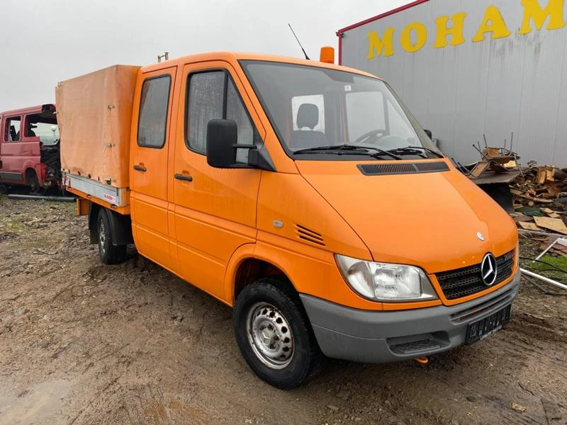 Mercedes-Benz Sprinter 208 2.2 CDI, снимка 2 - Бусове и автобуси - 41990521