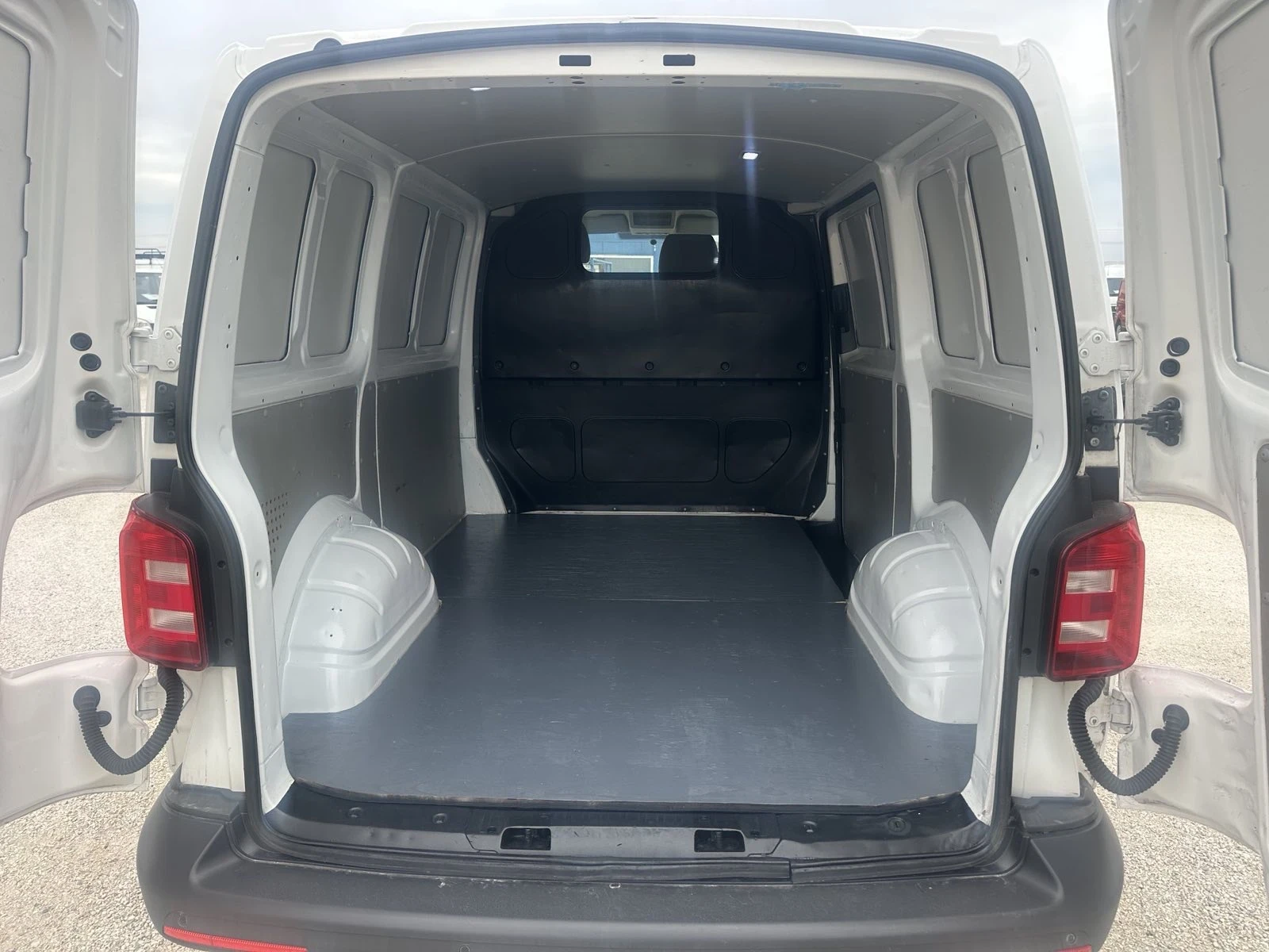 VW T6  - изображение 9
