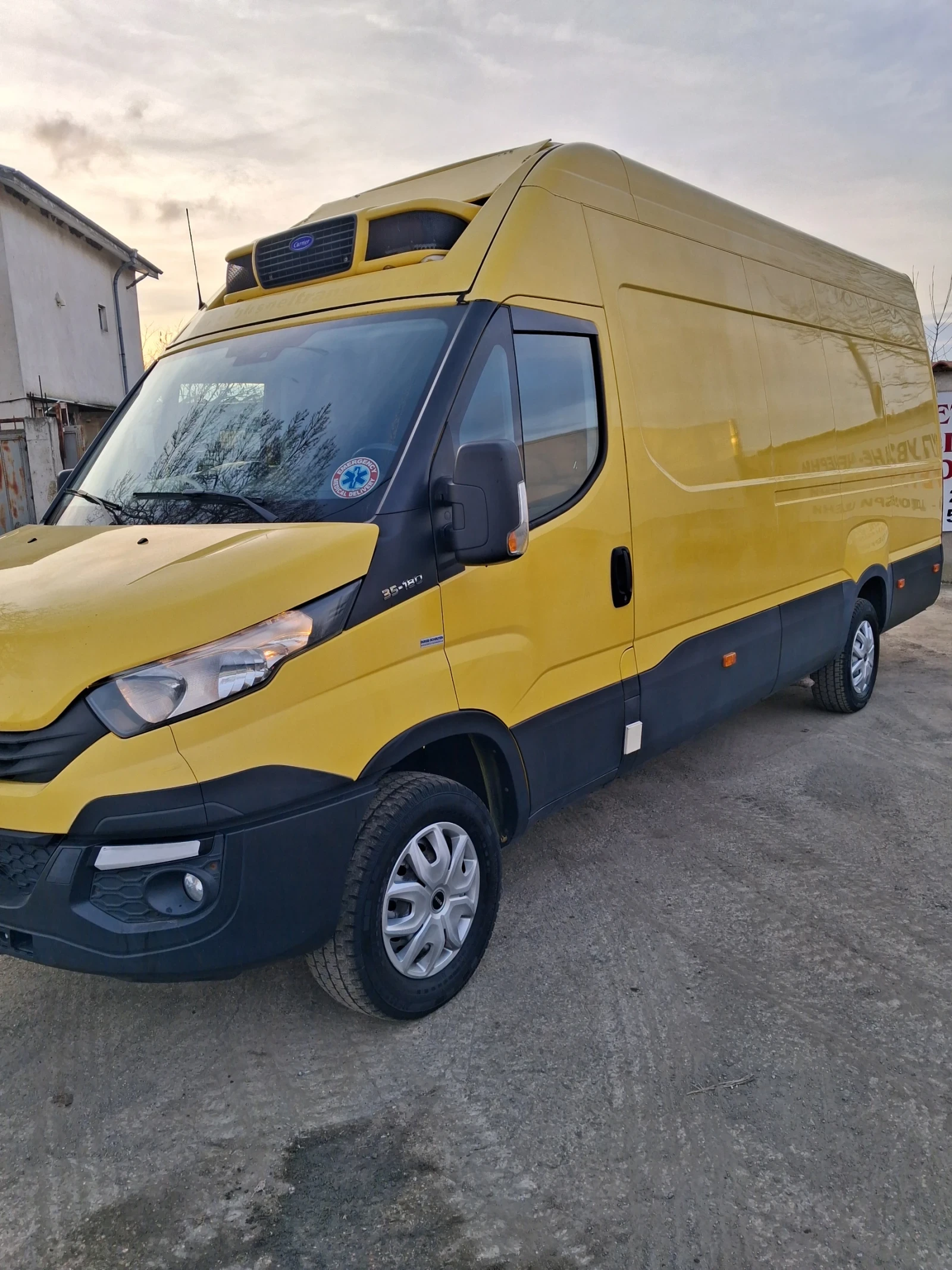Iveco 35c18 Хладилен, снимка 2 - Бусове и автобуси - 54166101