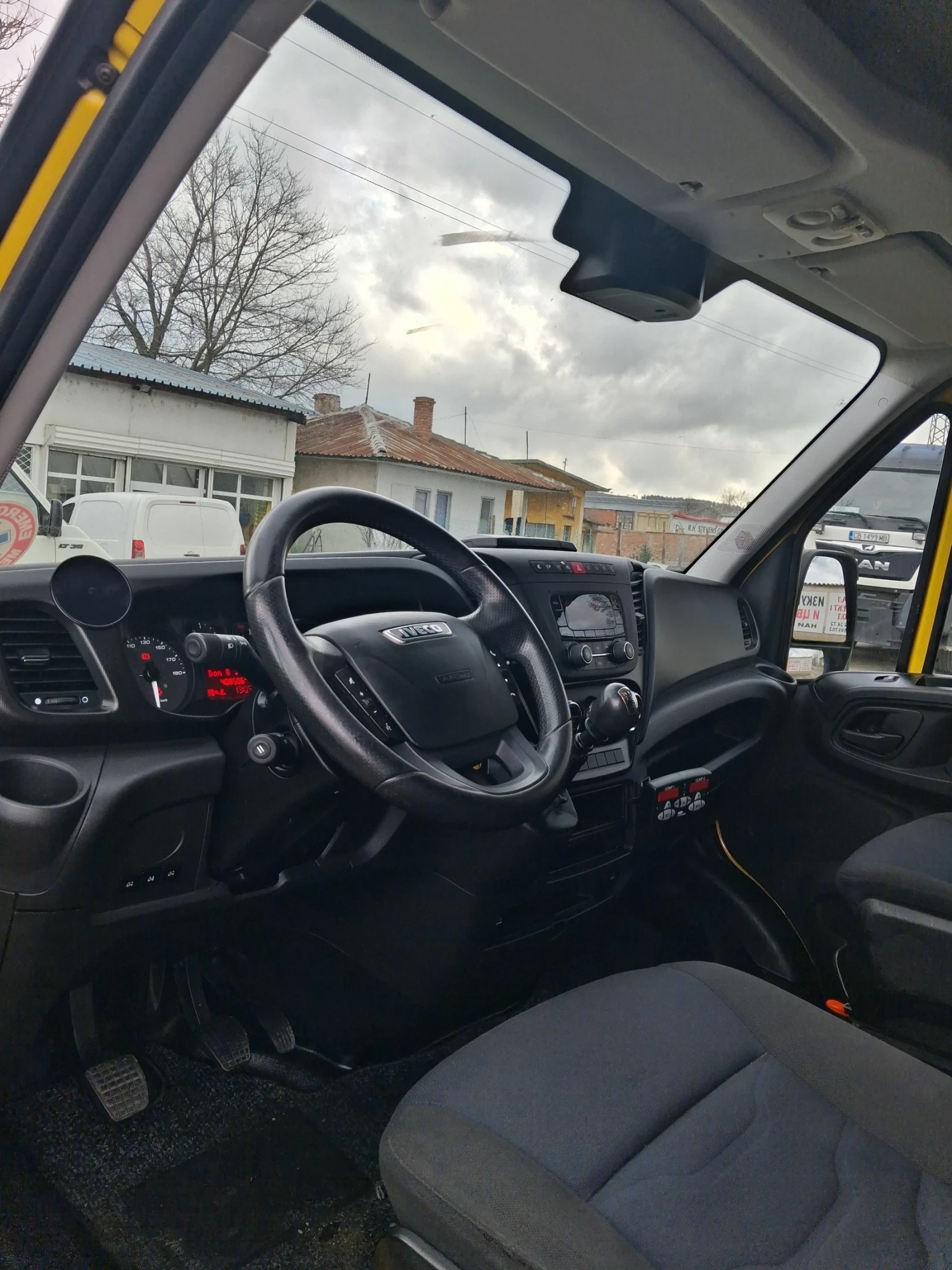 Iveco 35c18 Хладилен, снимка 12 - Бусове и автобуси - 54166101