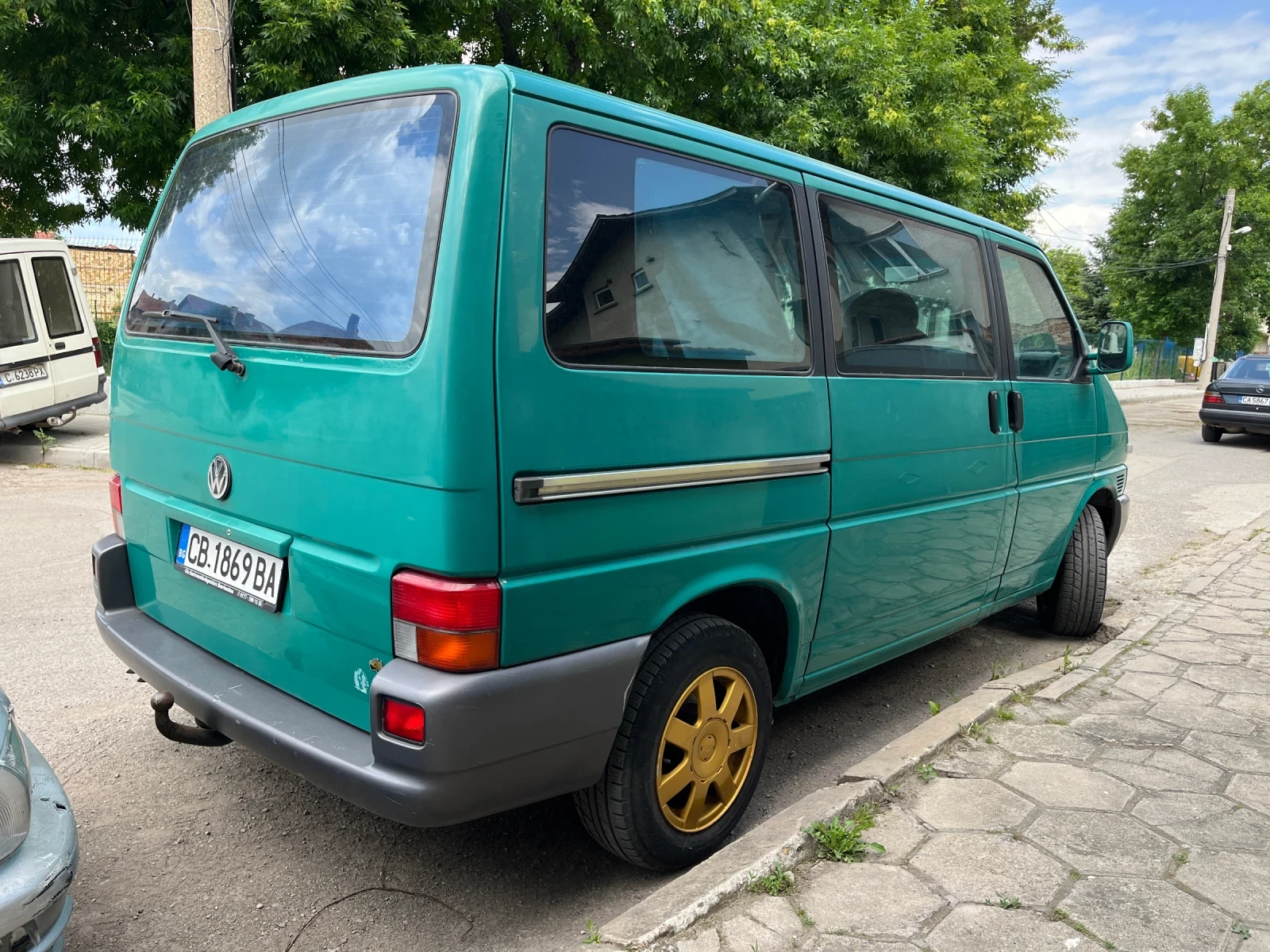 VW Multivan, снимка 3 - Бусове и автобуси - 54738694