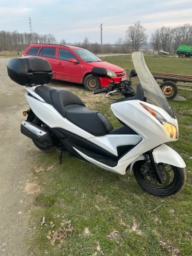 Honda Forza 300 abs tcs, снимка 2 - Мотоциклети и мототехника - 53696519