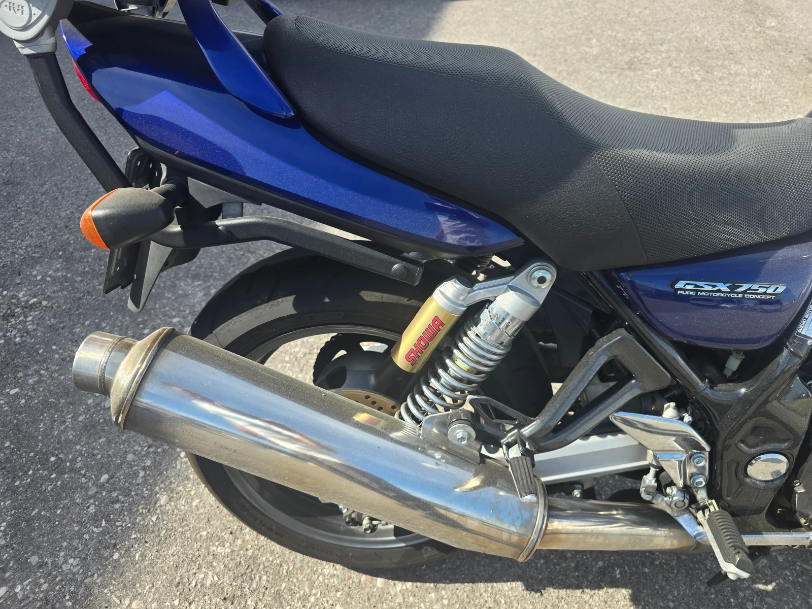 Suzuki Gsx 750, снимка 6 - Мотоциклети и мототехника - 55193774