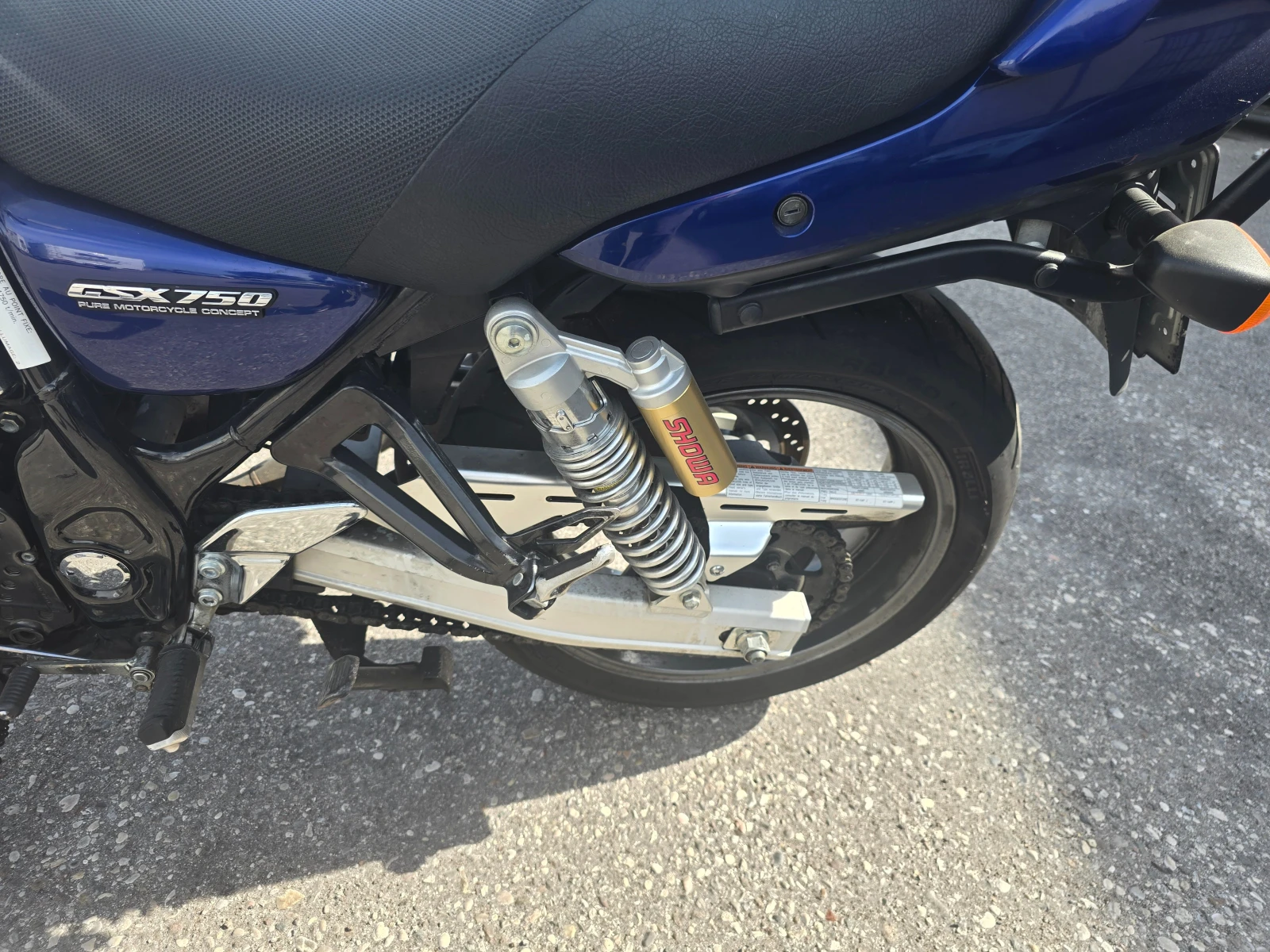 Suzuki Gsx 750, снимка 11 - Мотоциклети и мототехника - 55193774