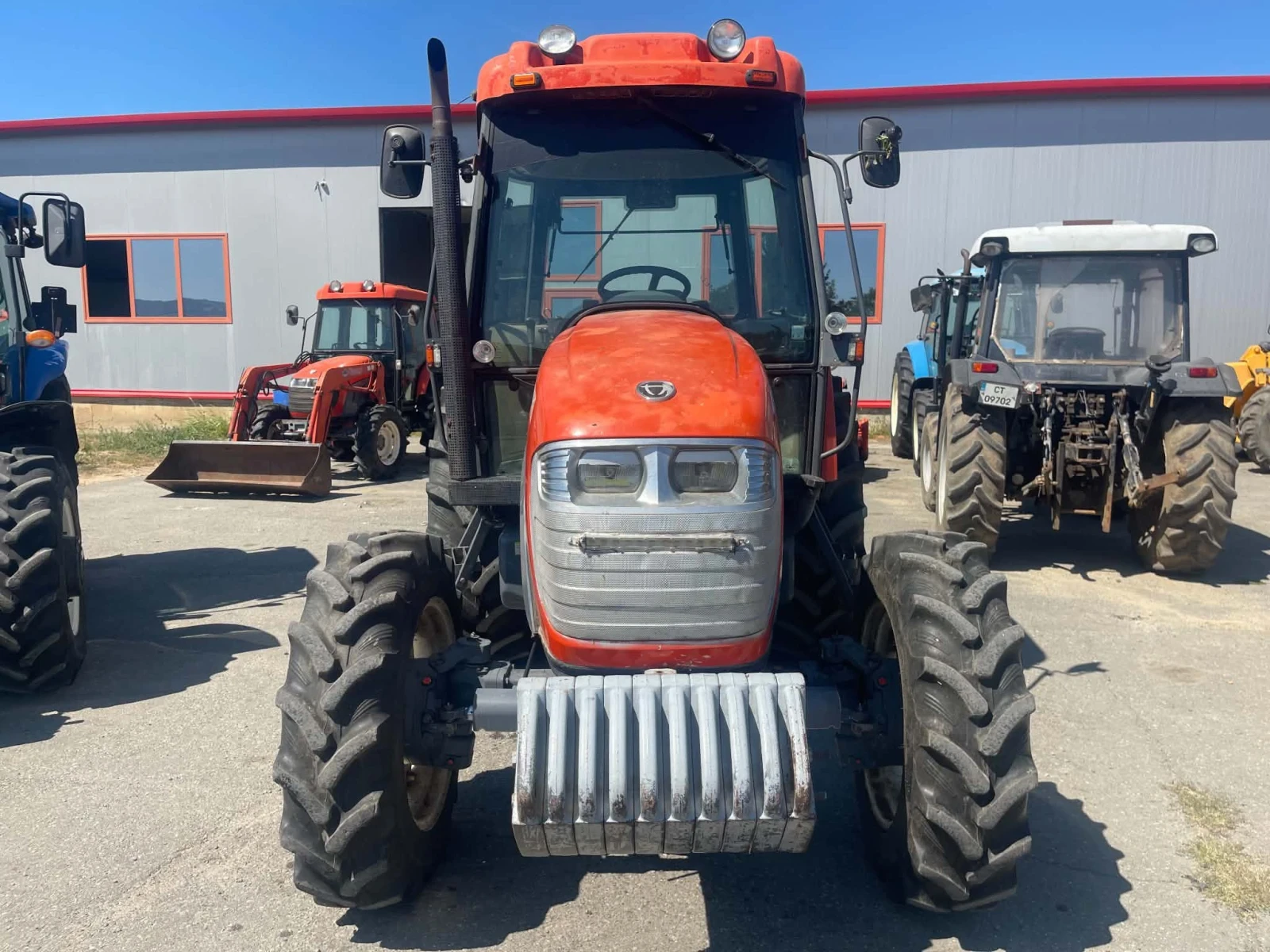 Трактор Kioti DK751, снимка 2 - Селскостопанска техника - 55694033