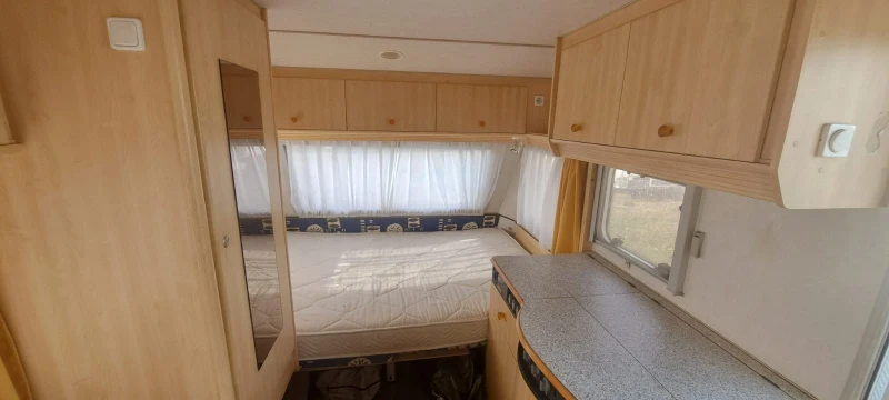 Каравана Dethleffs 400, снимка 5 - Каравани и кемпери - 52802881