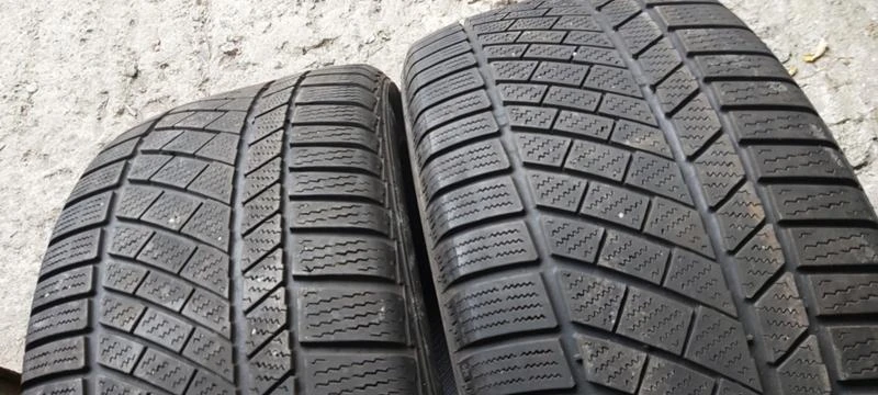 Гуми Зимни 255/45R19, снимка 2 - Гуми и джанти - 35123097