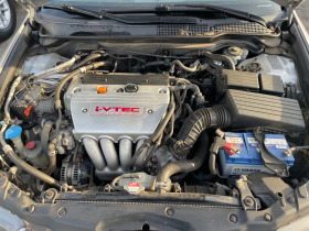 Honda Accord 2.4 I-VTEC/ГАЗ, снимка 11 - Автомобили и джипове - 43340629
