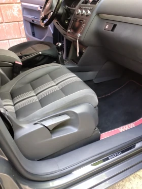 Обява за продажба на VW Touran 2.0 TDI ~13 500 лв. - изображение 9