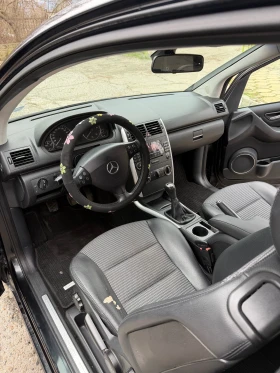 Mercedes-Benz A 180, снимка 12