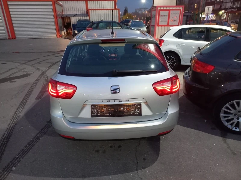 Seat Ibiza 1.0, снимка 7 - Автомобили и джипове - 38691559