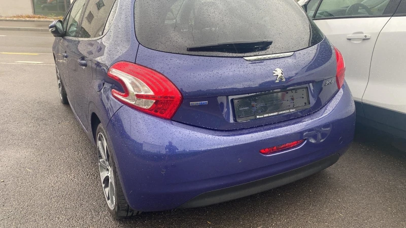 Peugeot 208, снимка 6 - Автомобили и джипове - 46907746