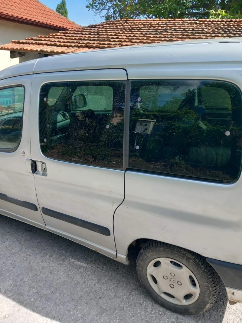 Citroen Berlingo, снимка 3 - Автомобили и джипове - 47300978