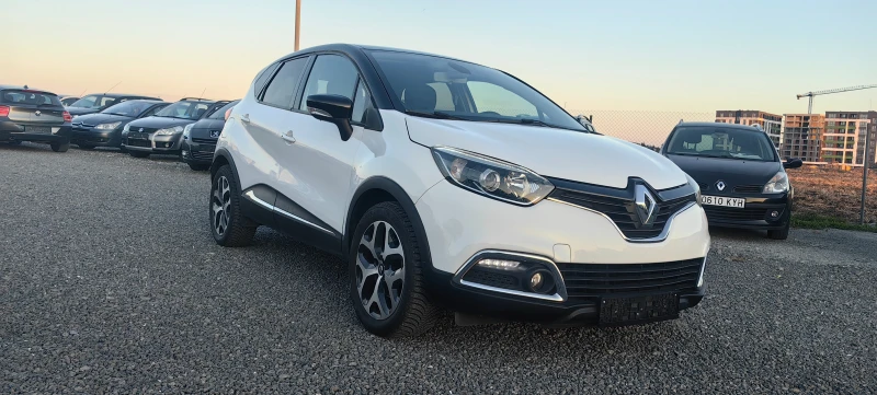 Renault Captur 1.2i automat full, снимка 4 - Автомобили и джипове - 47667176