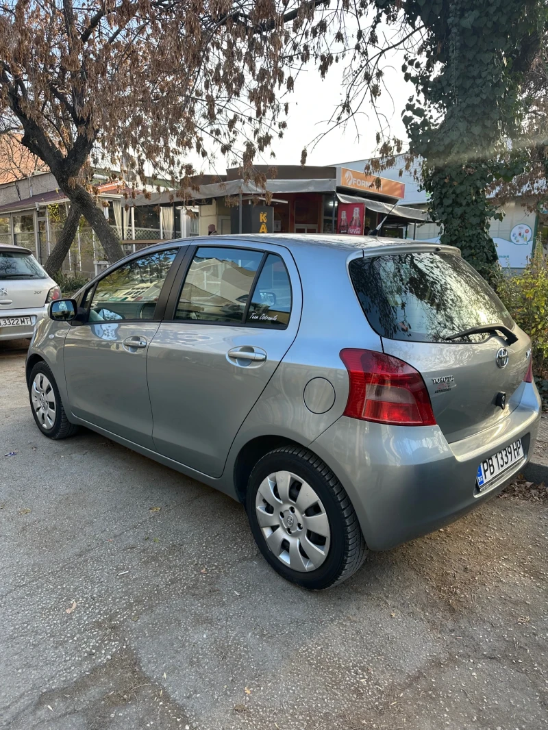 Toyota Yaris, снимка 4 - Автомобили и джипове - 48349149