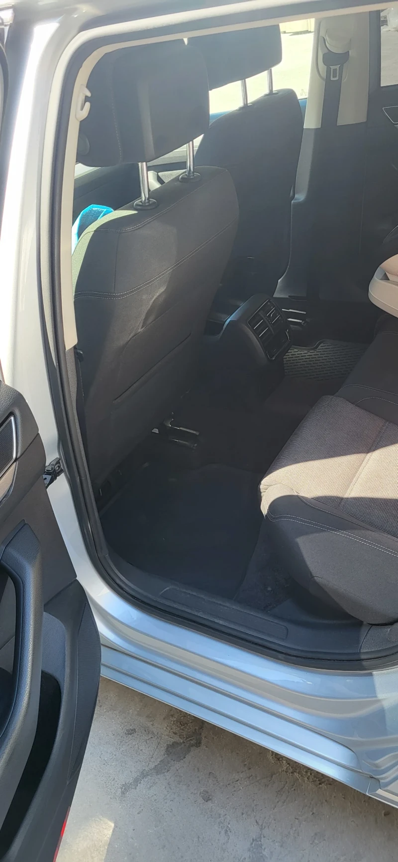 VW Passat 2.0 Tdi 150кс, снимка 15 - Автомобили и джипове - 52655136