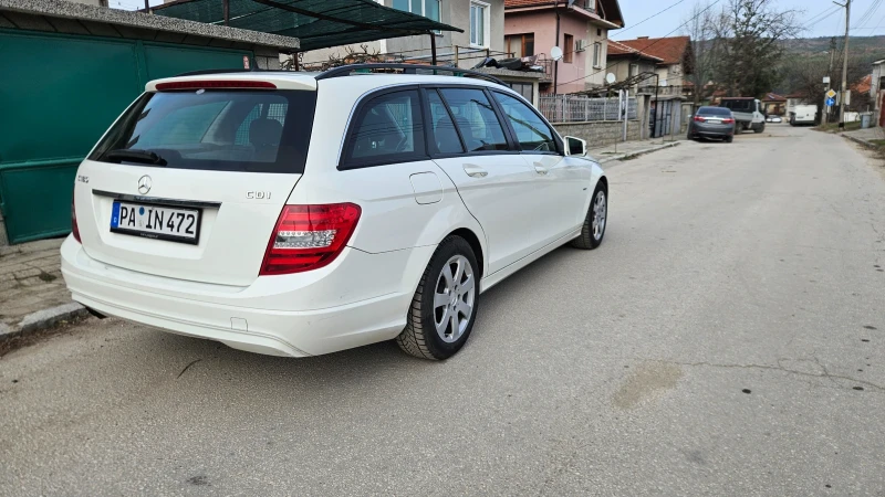 Mercedes-Benz C 180 CDI Autamatic, снимка 4 - Автомобили и джипове - 49596931