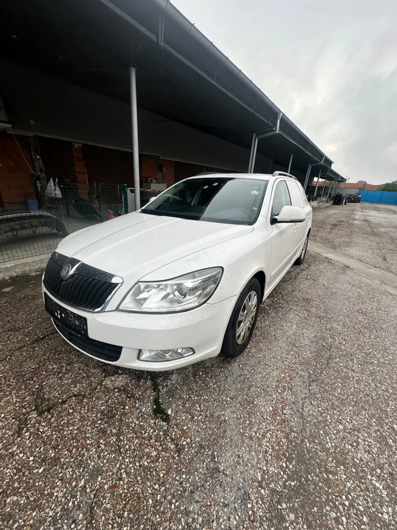 Skoda Octavia 1.6TDI5скCAY НА ЧАСТИ, снимка 3 - Автомобили и джипове - 52645563