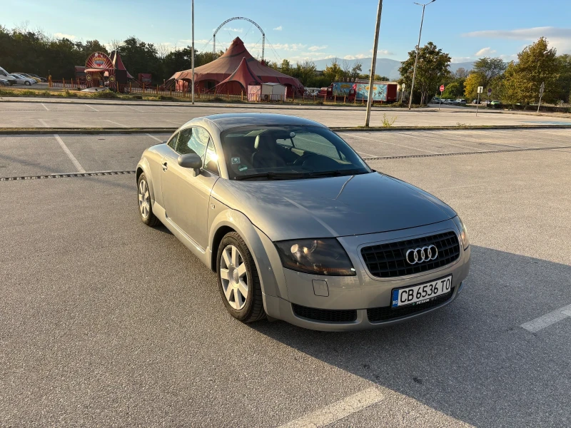 Audi Tt Като нова, снимка 16 - Автомобили и джипове - 52024254