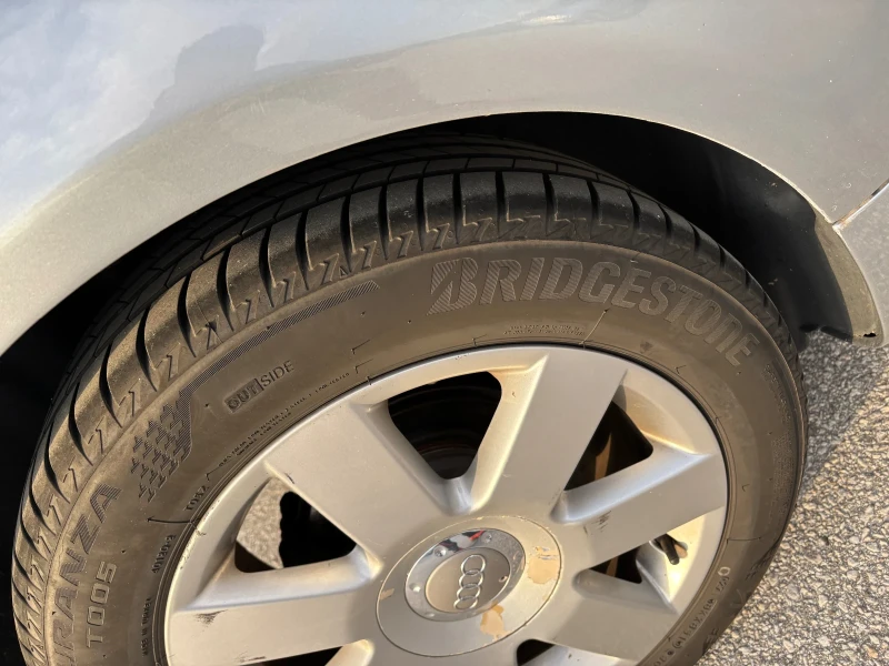 Audi Tt Като нова, снимка 7 - Автомобили и джипове - 52024254