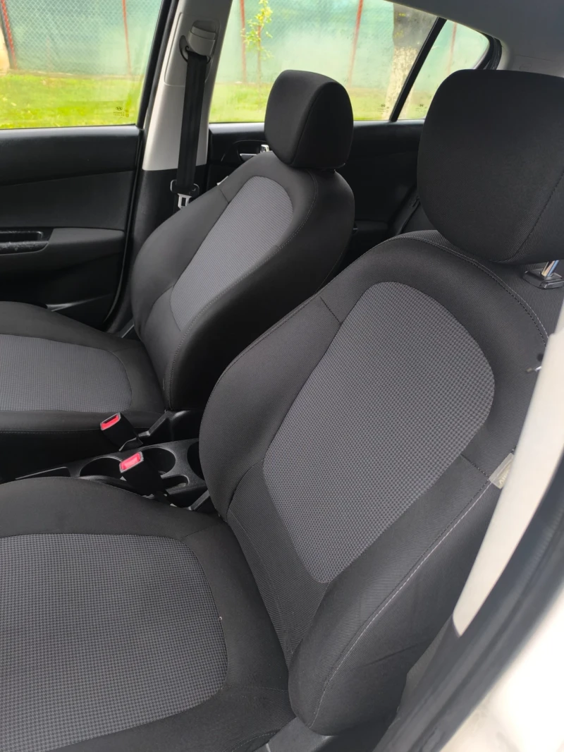 Hyundai I20 3, 5л извън града, 5л. Градцко, 6 скорости, снимка 10 - Автомобили и джипове - 52631020