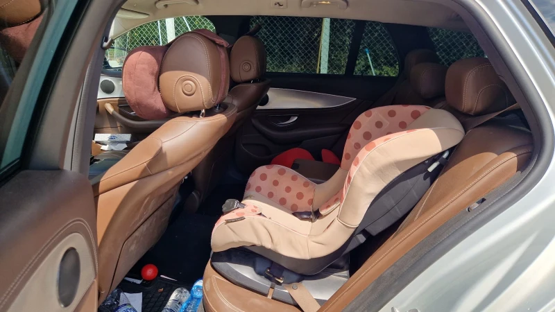 Mercedes-Benz E 220 W213, снимка 11 - Автомобили и джипове - 52851318